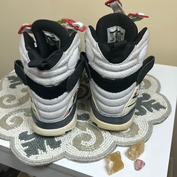 Air Jordan’s (Bugs bunny’s ) - Picture 4 of 11